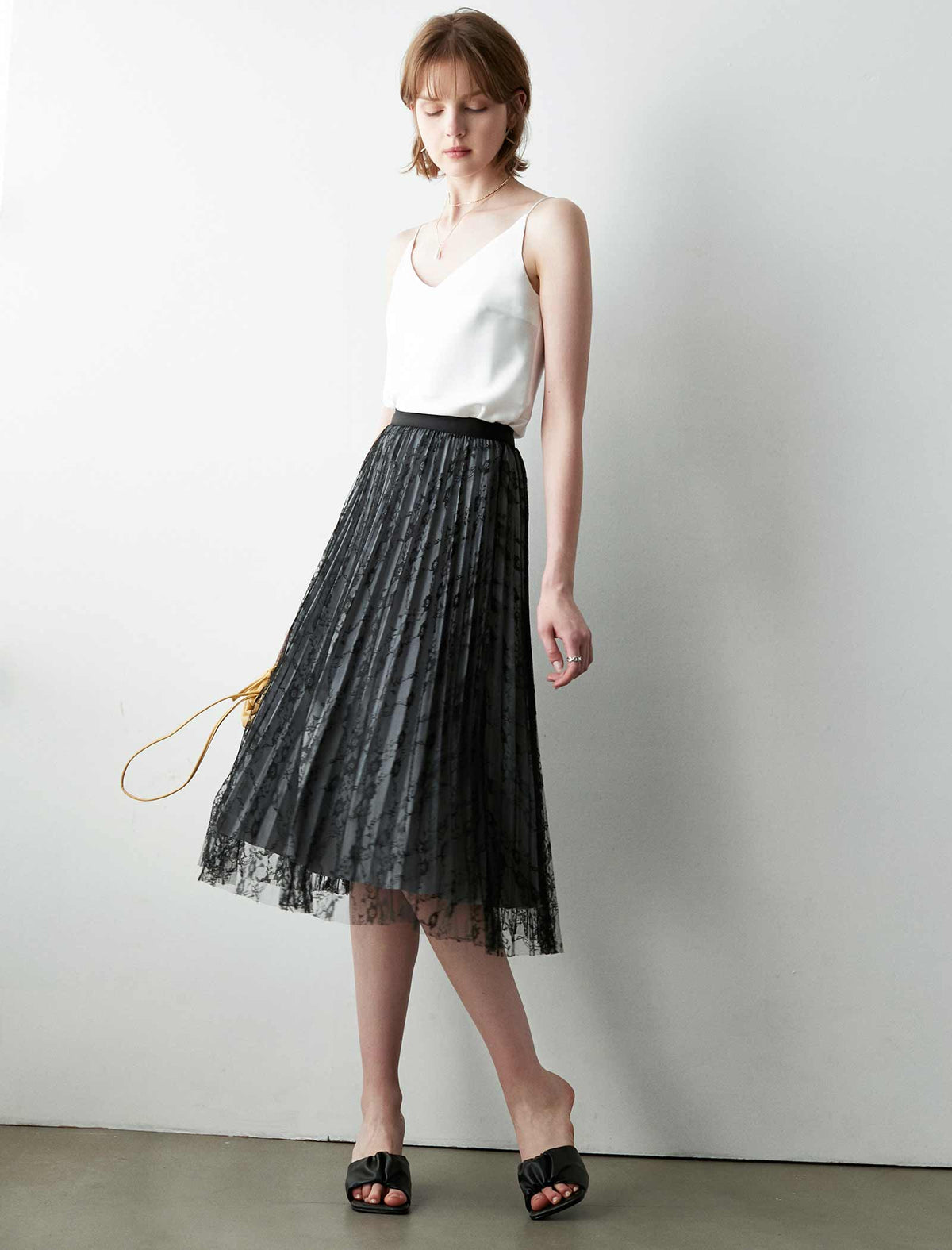 Elegant Lace Pleated A-Line Skirt