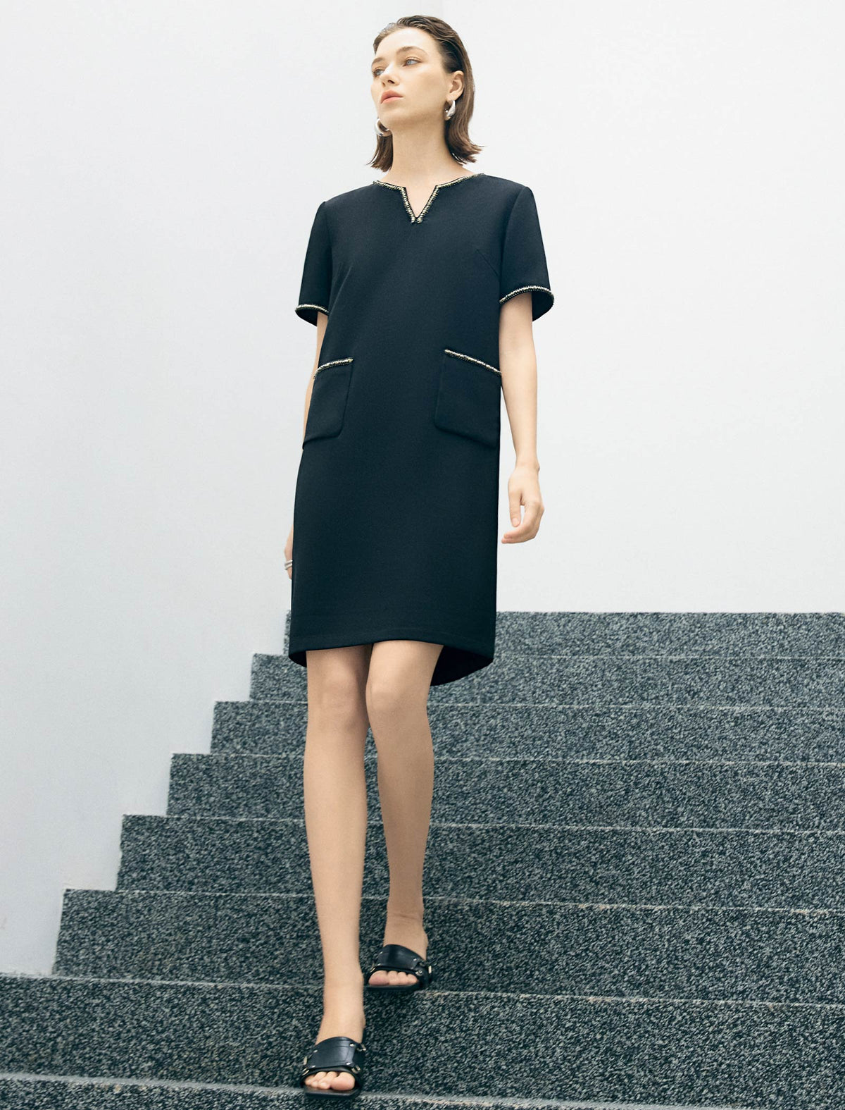 Black Trim Detail Short Sleeve Shift Mini Dress