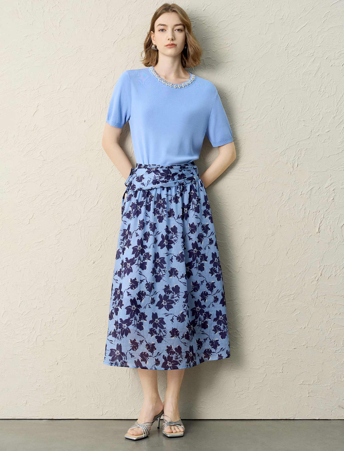 Light Blue Floral Print High-Waisted Midi Skirt