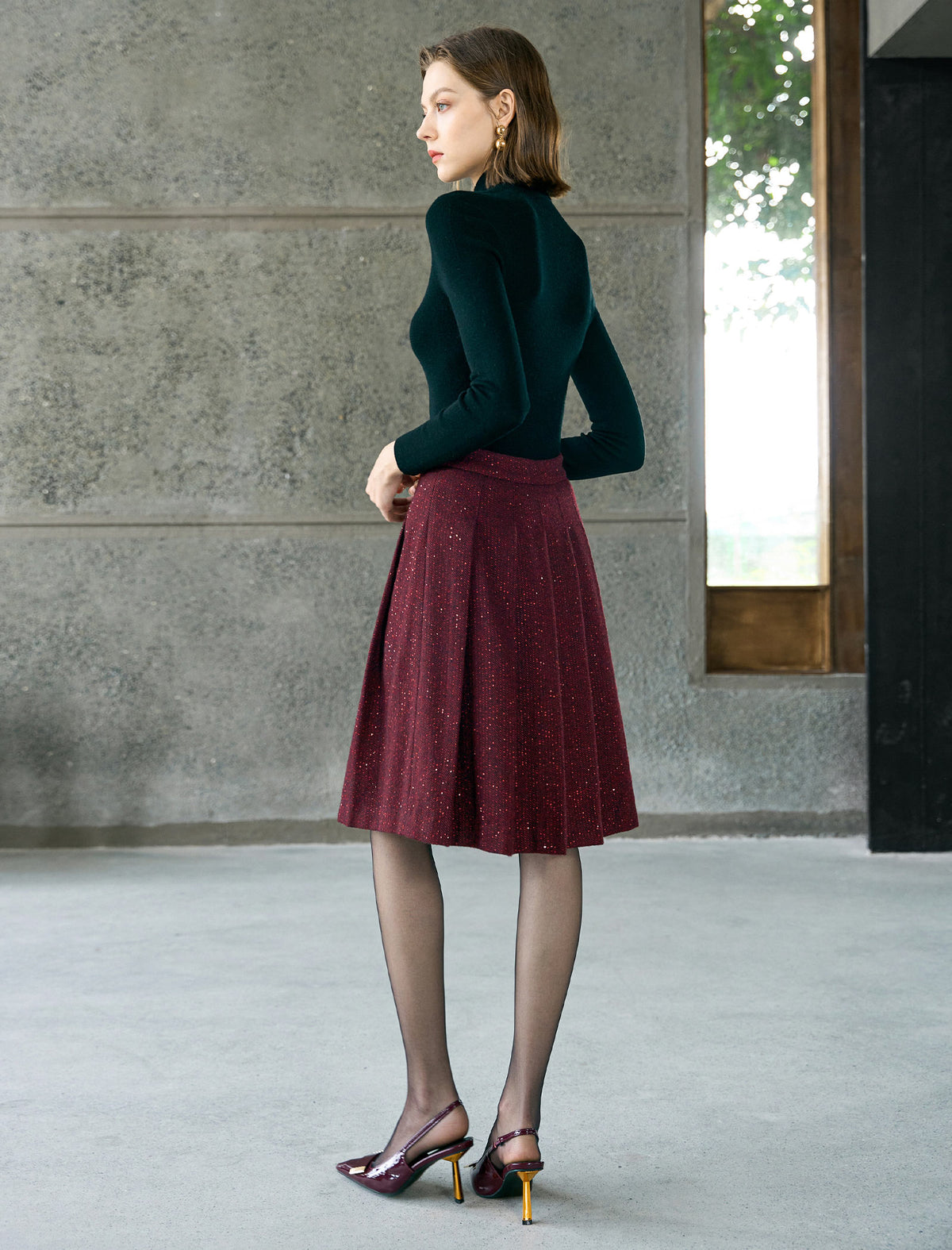 Sparkle Tweed Box-Pleated Knee-Length Skirt