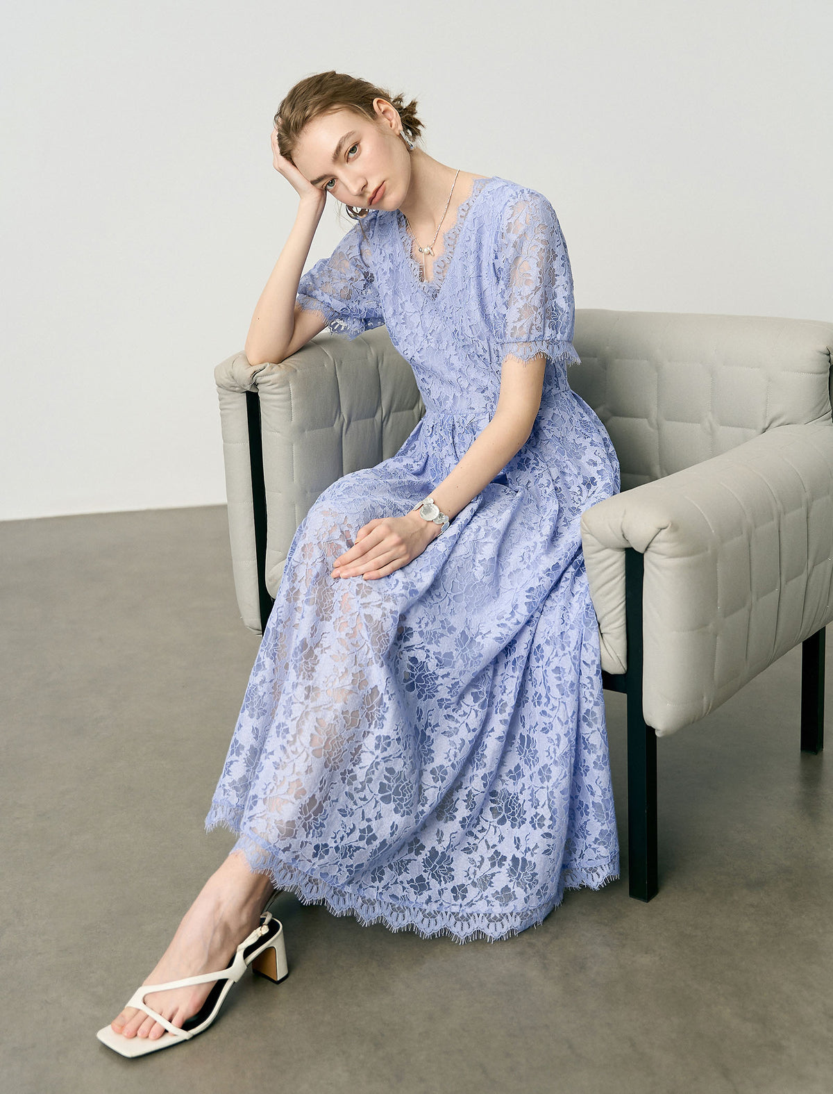 Light Purple Lace V-Neck Maxi Dress