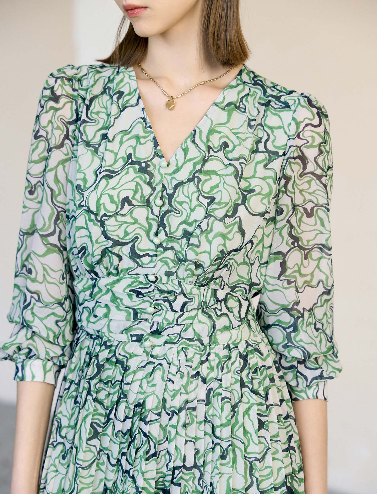 Abstract Print V-Neck Pleated Midi Dress