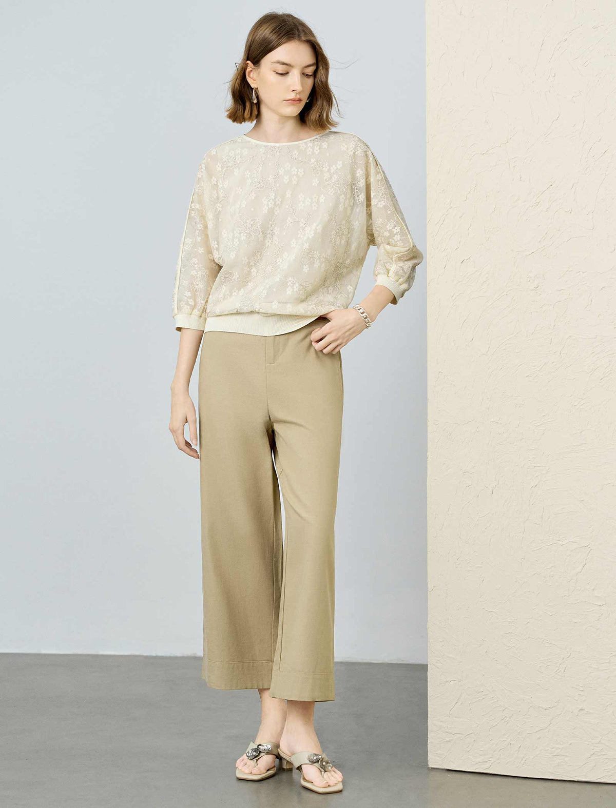 Embroidered Mesh 3/4 Sleeve Blouse
