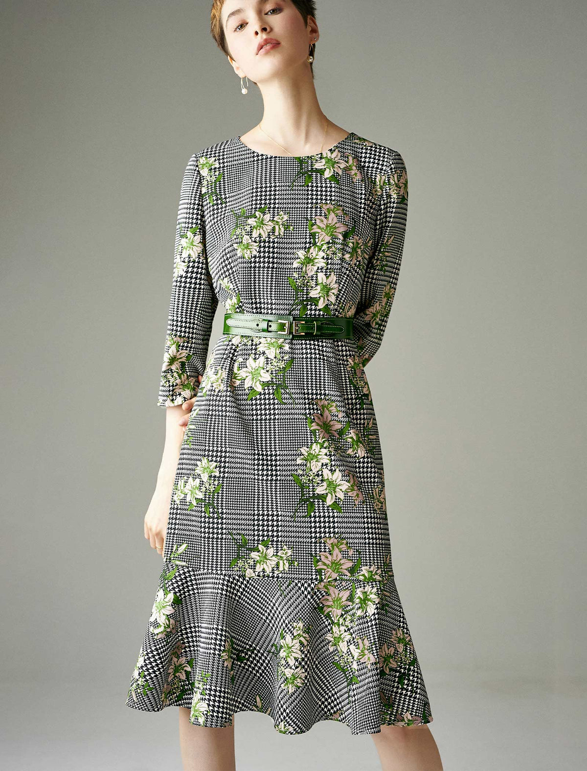 Floral Print Crewneck Belted Dress