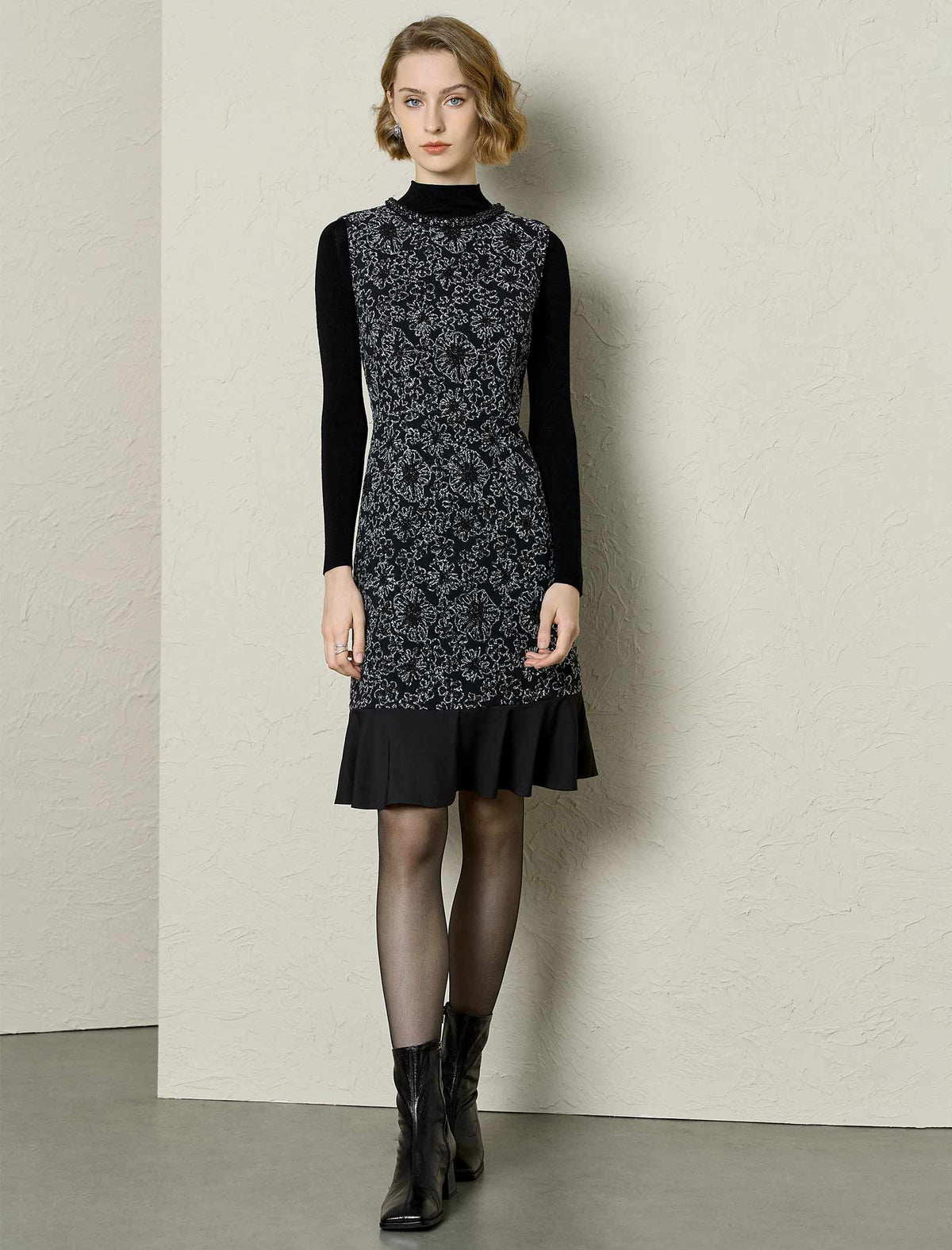 Textured Floral Ruffle Hem Sleeveless Sheath Dress