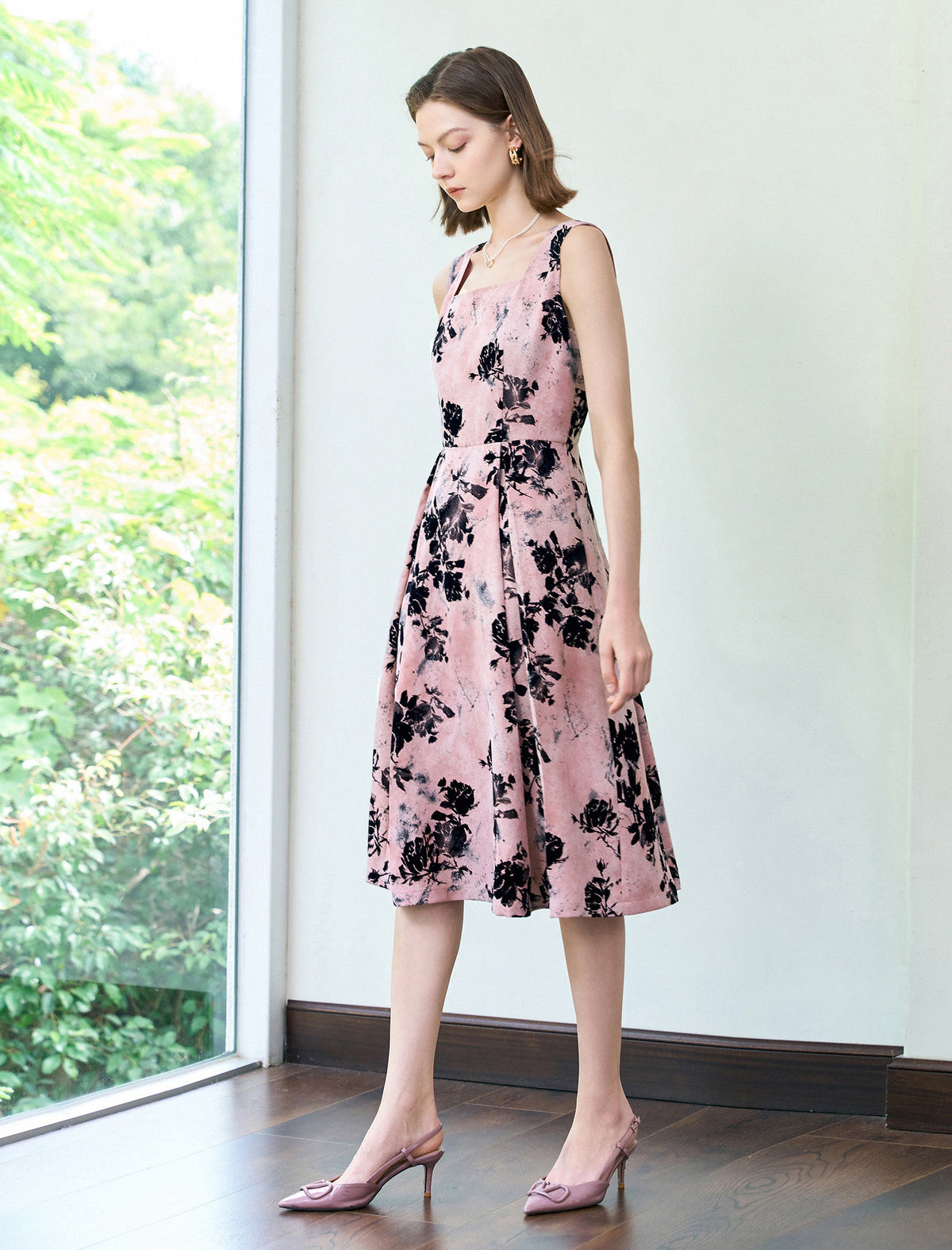 Blush Floral Sleeveless Midi Dress