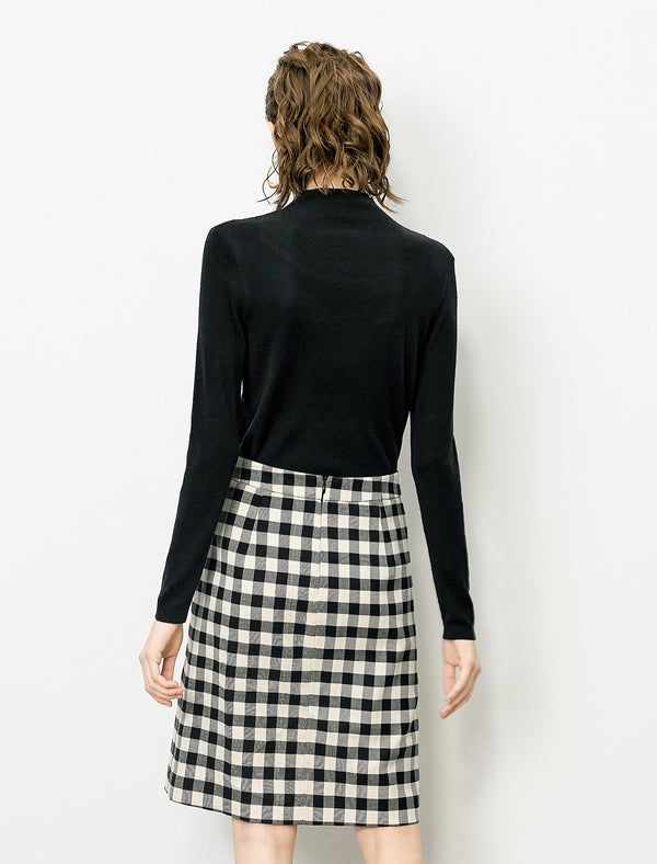 Slim Fit Cutout High Neck Long-Sleeve Knit Top