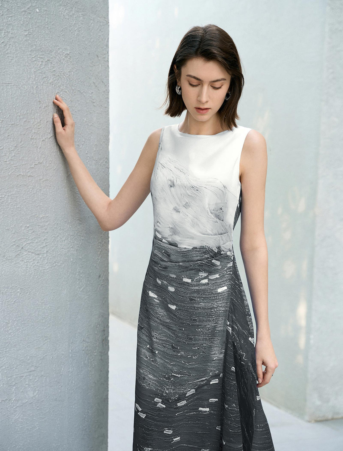The Starry Night Sleeveless Midi Dress