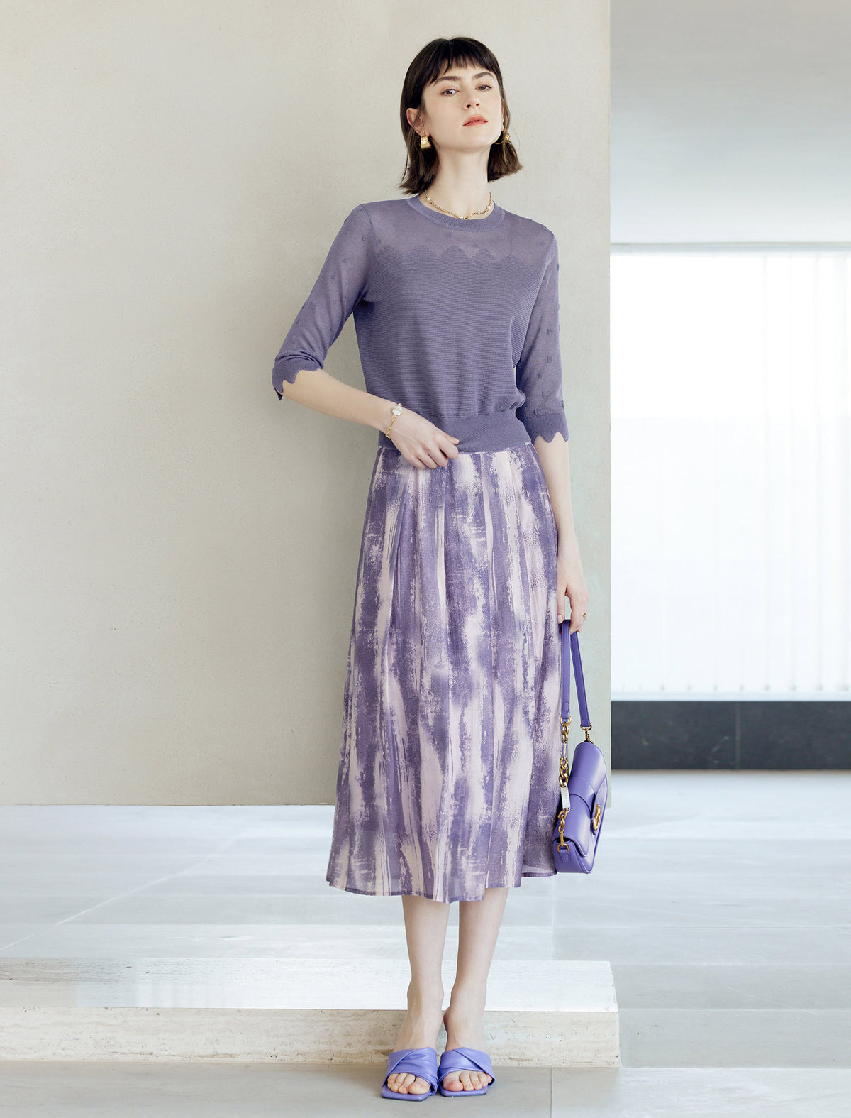 Wavy Texture Scalloped Cuffs Knitted Pullover