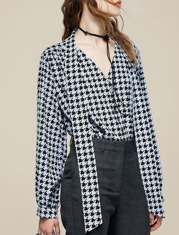 100% Mulberry Silk Houndstooth Tie-Neck Blouse