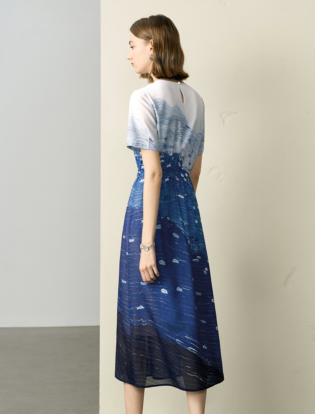 Ocean Breeze Round Neck Midi Dress