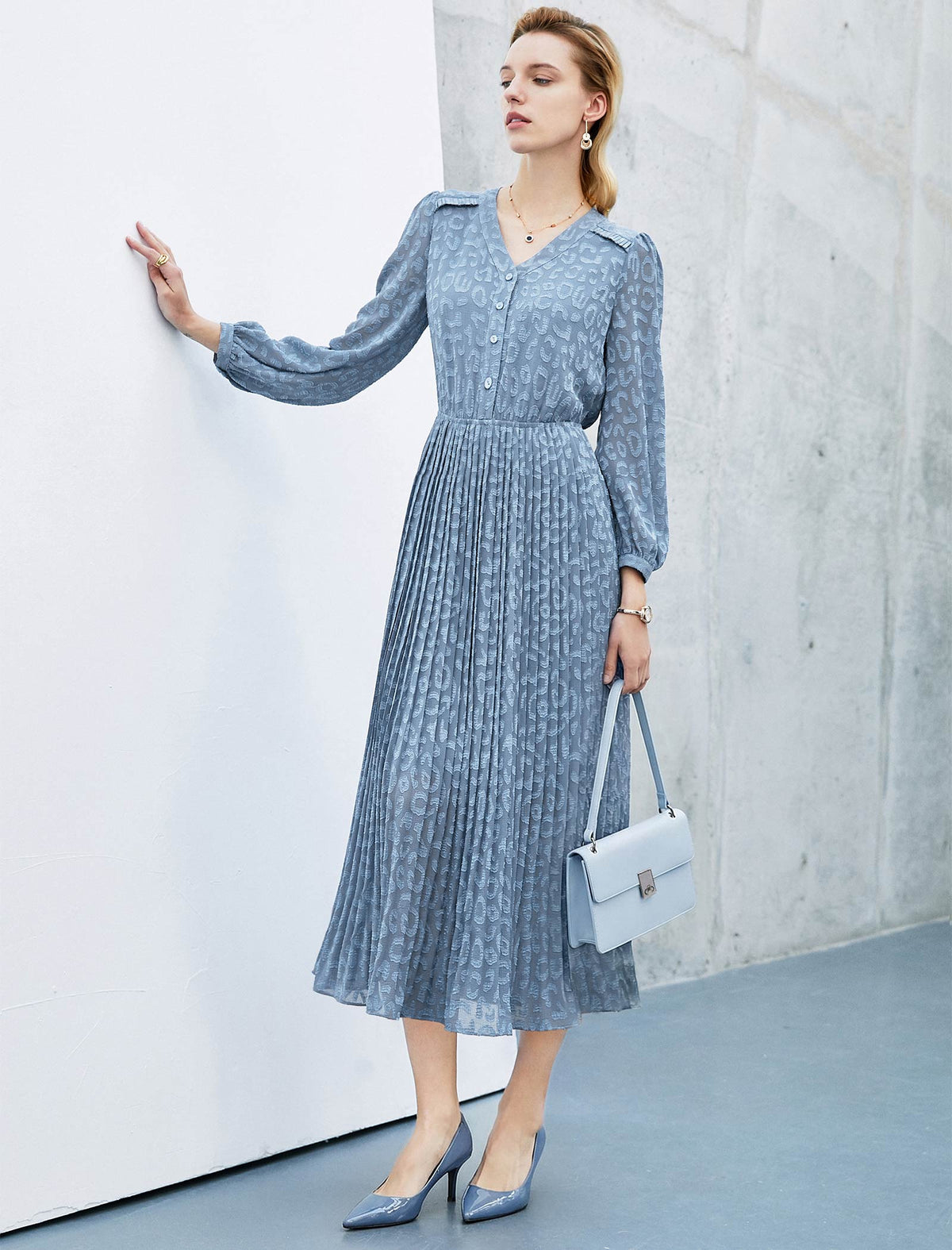 Mist Blue Embossed Leopard Shadow Pleated Dress