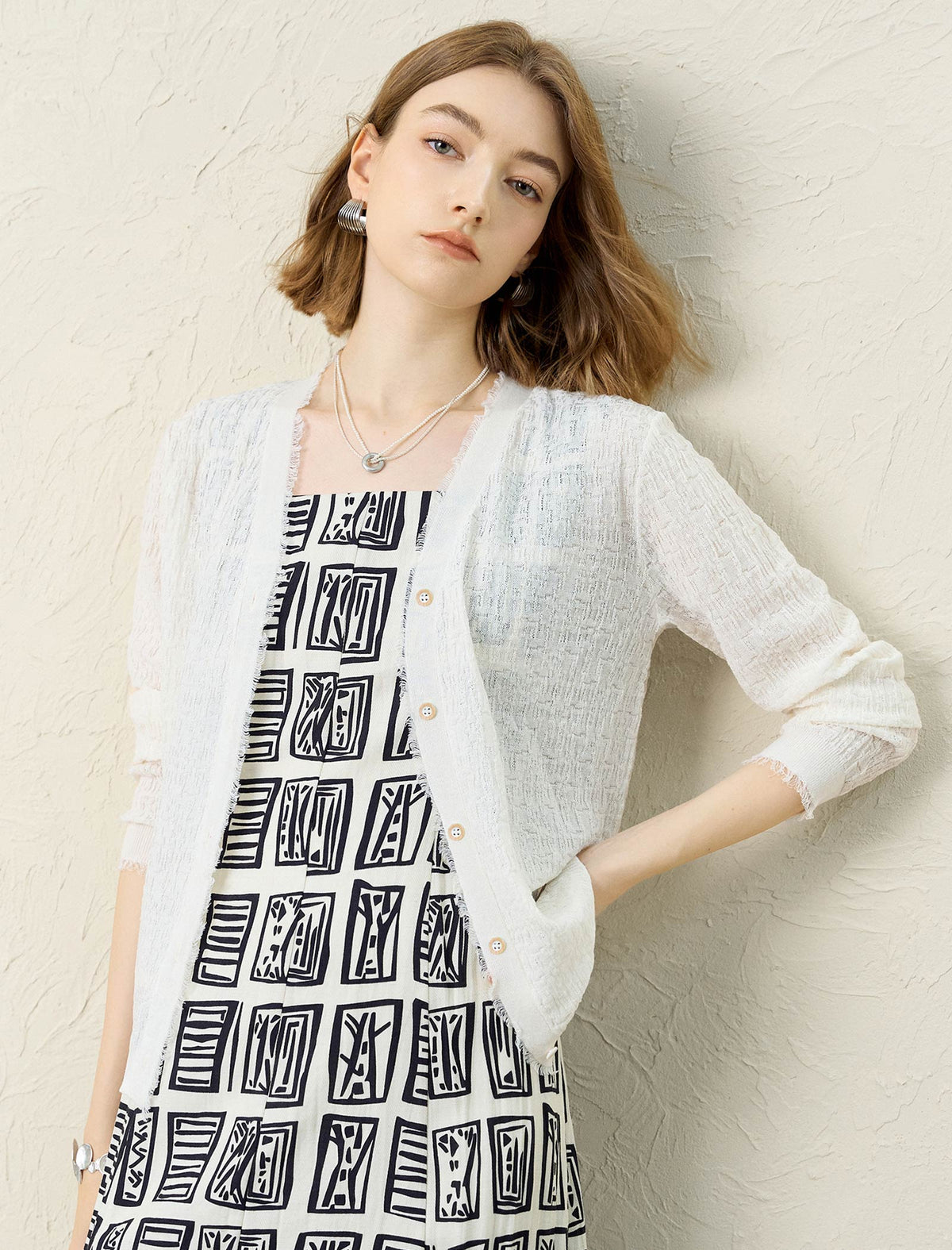 Lightweight Textured Knit V-Neck Cardigan