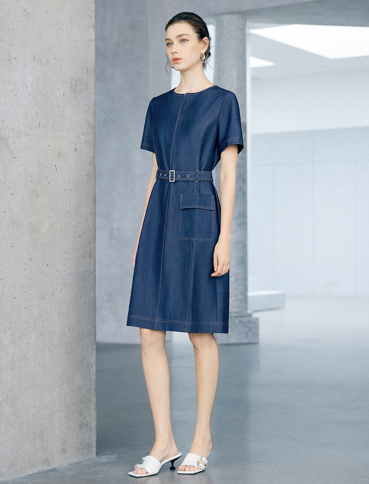 Belted Short Sleeve Denim Sheath Mini Dress