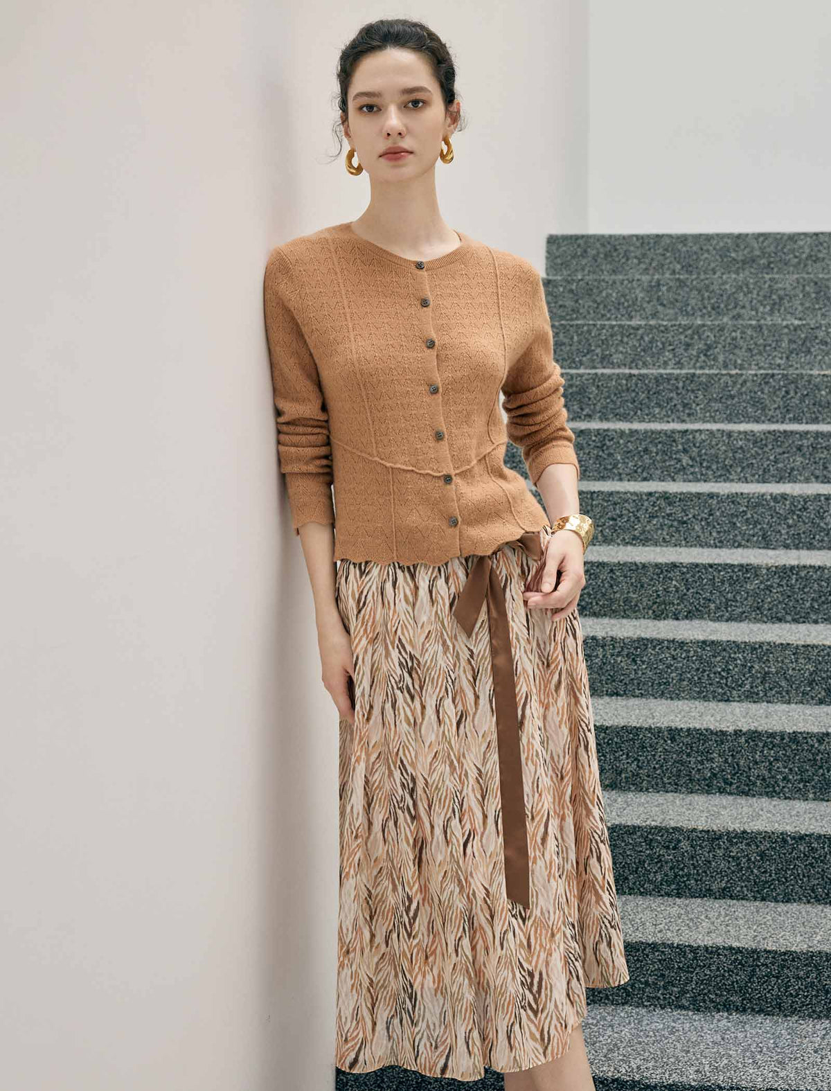 100% Wool Round Neck Button Long Sleeve Cardigan