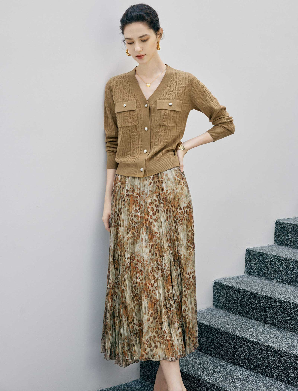 Abstract Print Pleated A-Line Midi Skirt