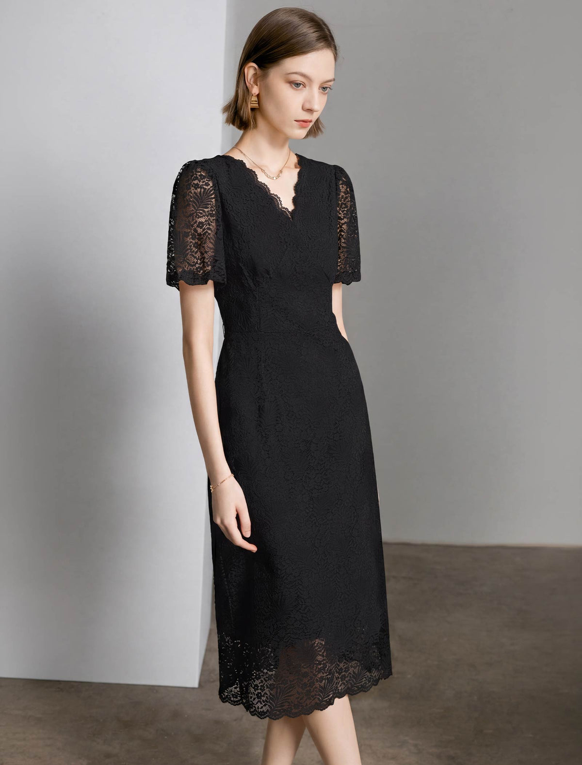 Lace Floral V-Neck Puff Sleeve Midi Dress