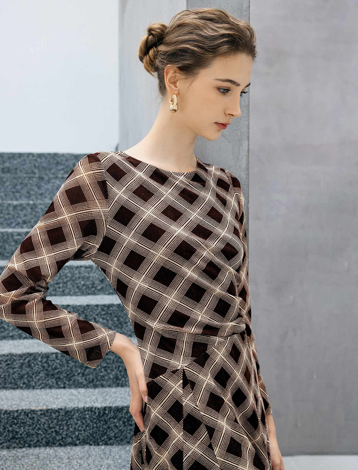 Geometric Print Crewneck Twist-Waist Long Sleeve A-Line Midi Dress