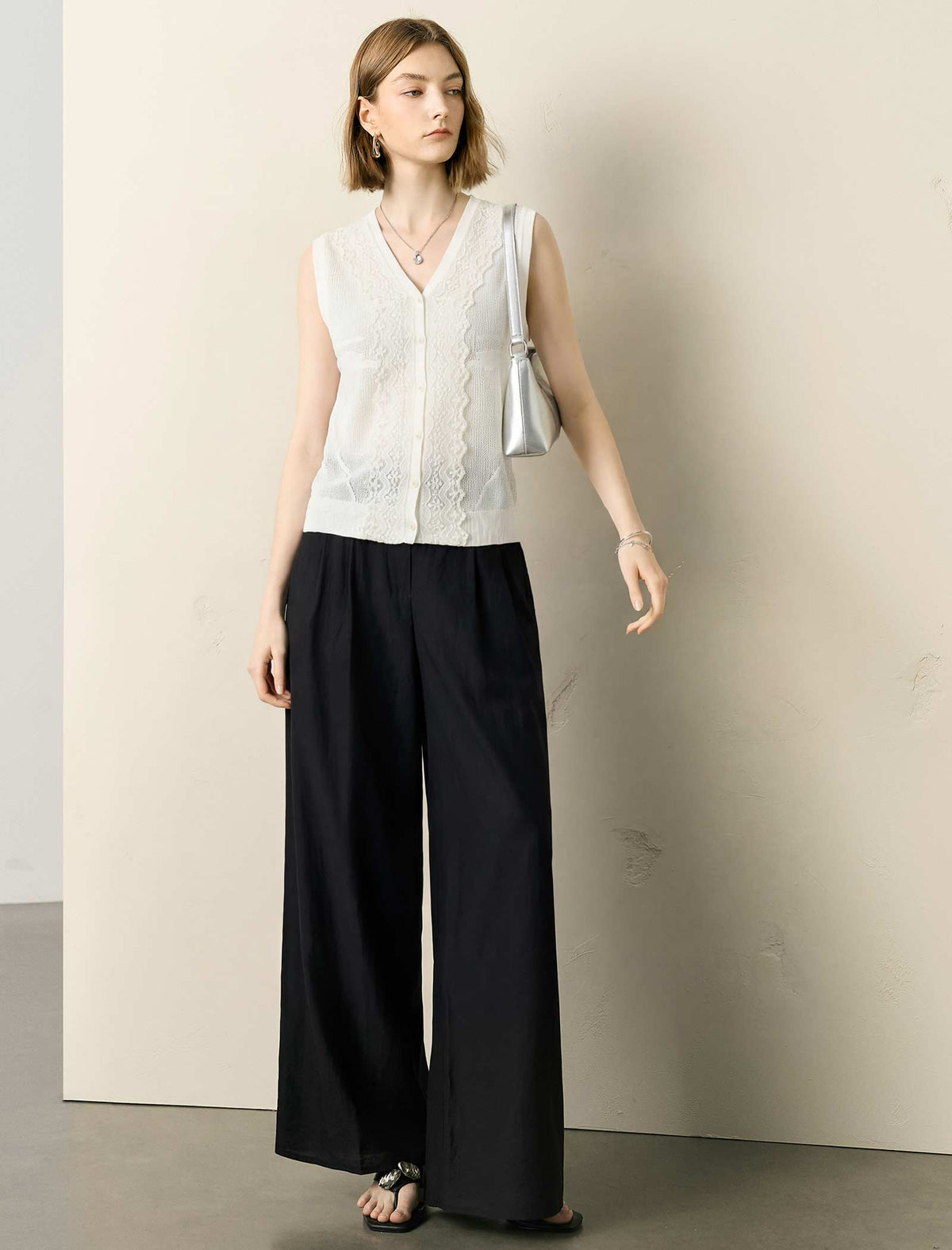White Lace-Trim Knit Sleeveless Vest