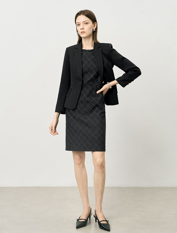 Black Diamond-Print Sheath Trimmed Neckline Dress