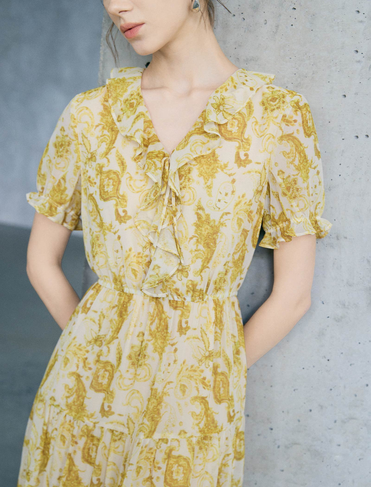 Golden Paisley Print Ruffled Tiered Midi Dress