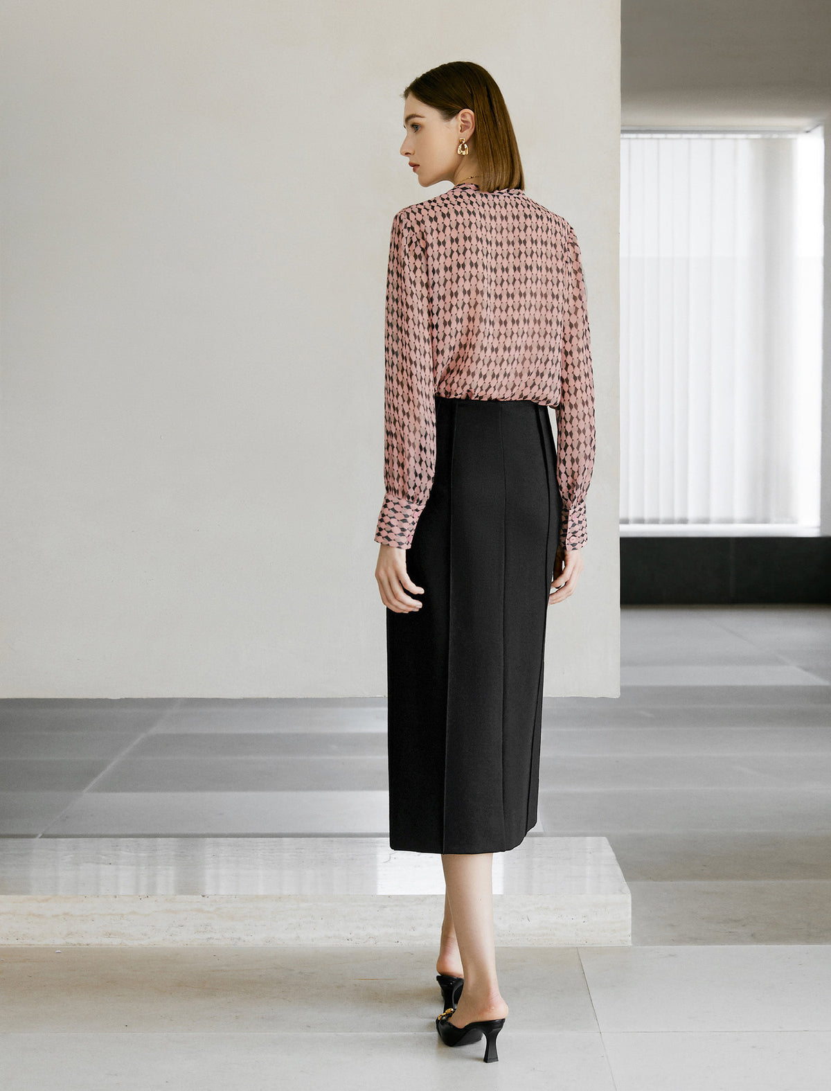 Black Front Slit Tailored Midi Pencil Skirt