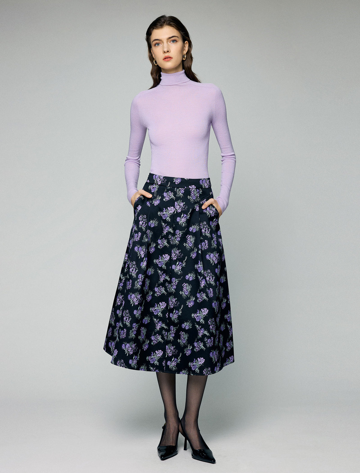 100% Wool Fine Knit Ruched Turtleneck Long Sleeve Top