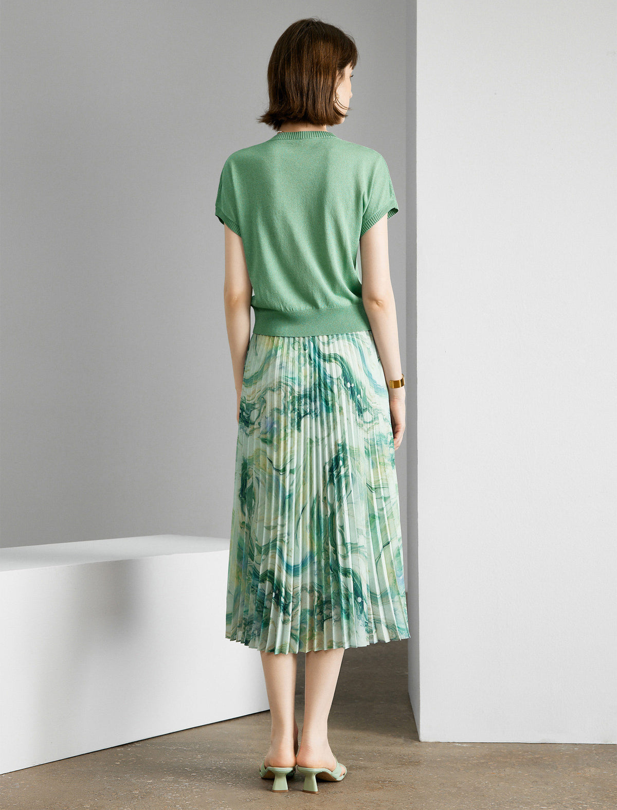 Marble Print Pleated Midi Skirt