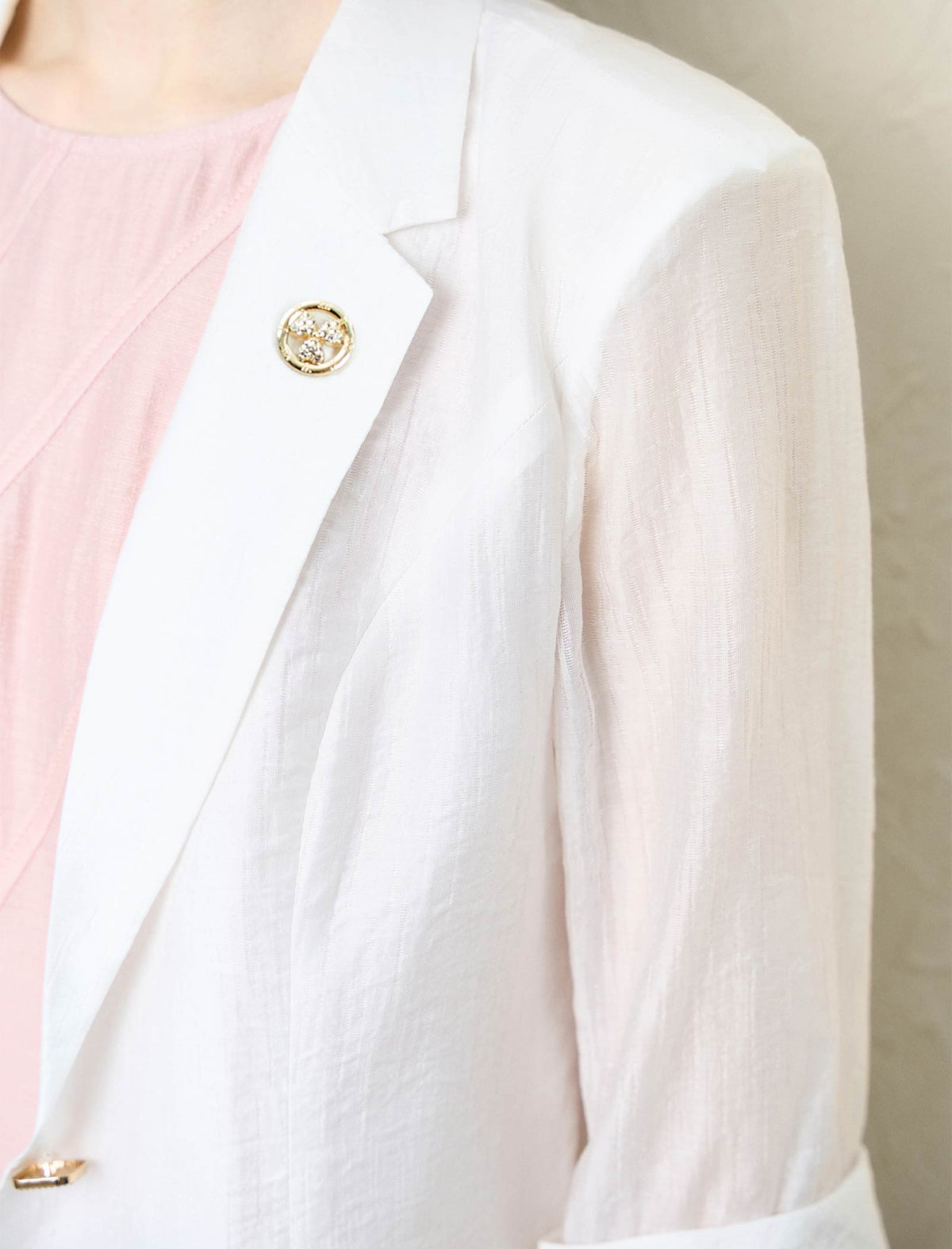 Light Tencel Three-Quarter Sleeve Blazer