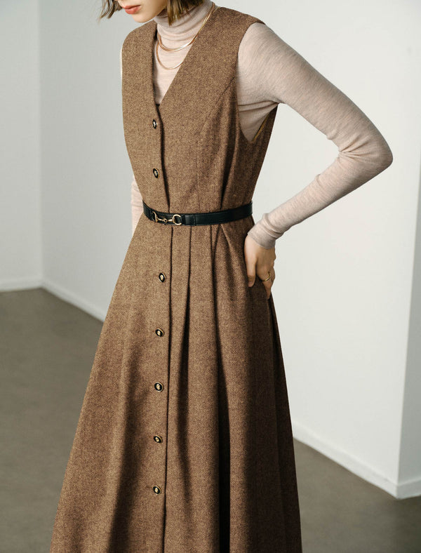 Wool V-Neck Minimalist Sleeveless Midi Dress