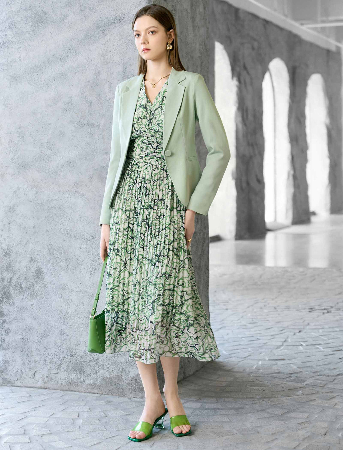 Abstract Print V-Neck Pleated Midi Dress
