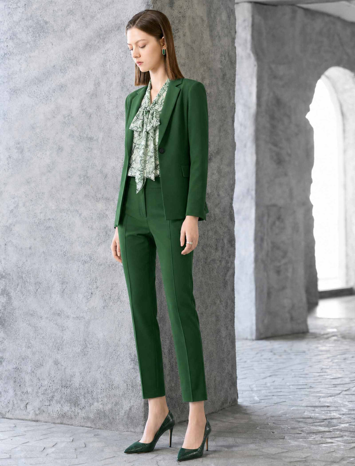 Single-Breasted Tailored Blazer