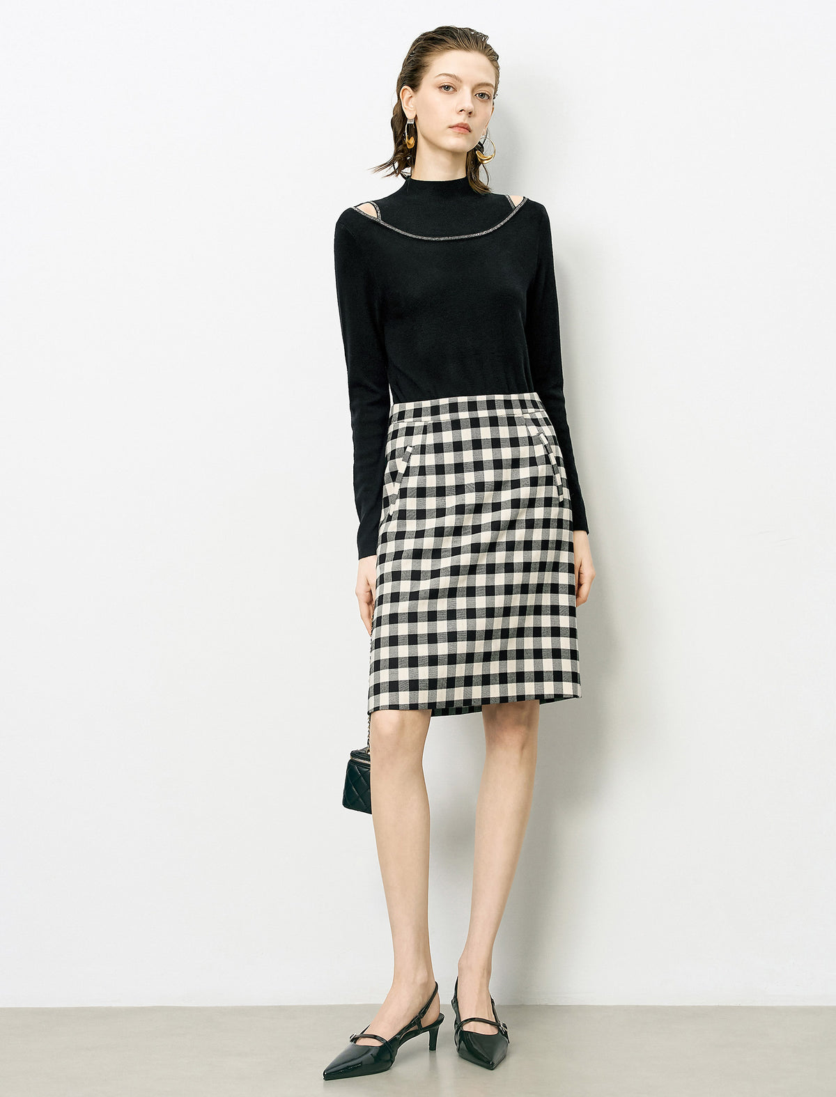 Slim Fit Cutout High Neck Long-Sleeve Knit Top