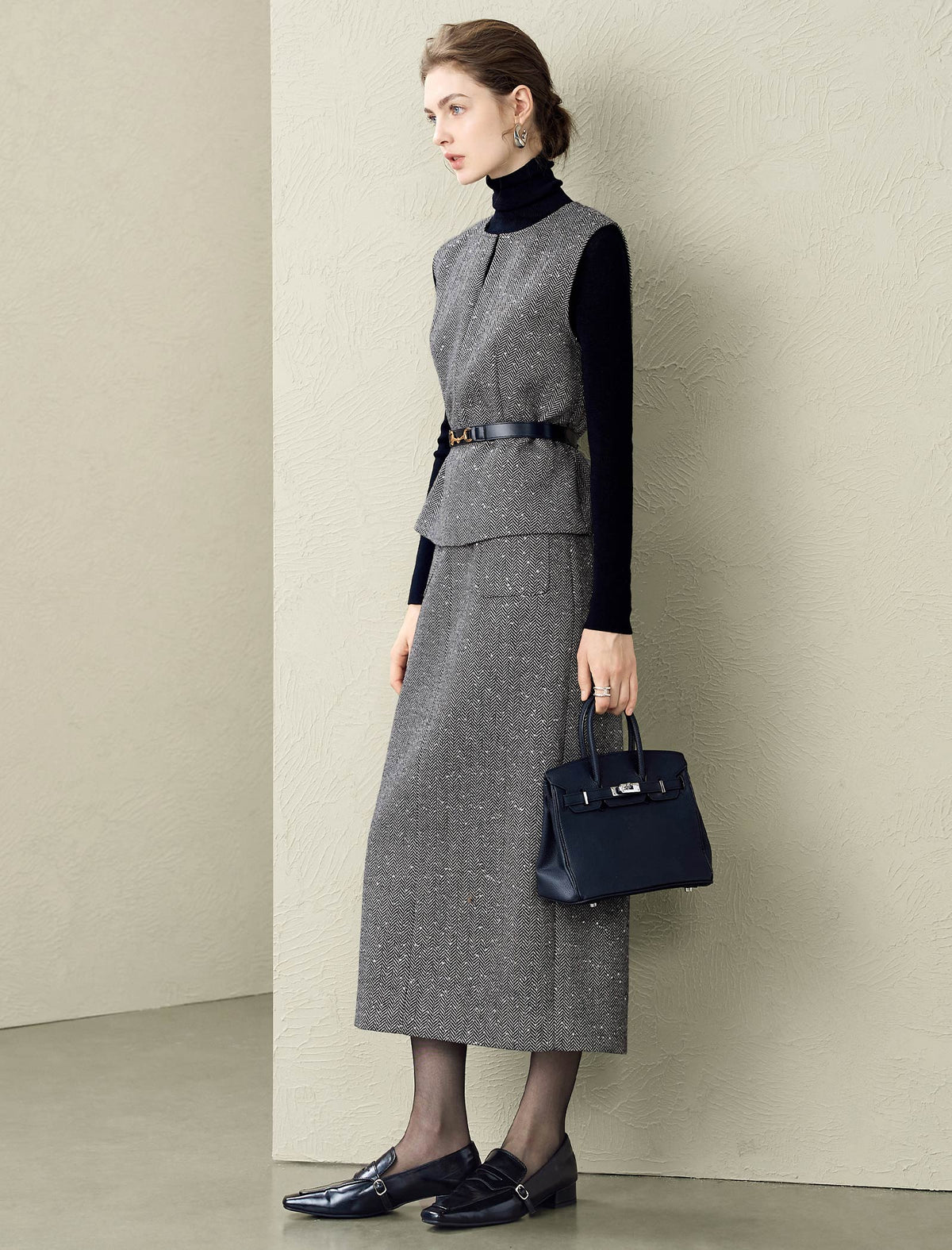 Gray Herringbone Wool-Blend Tweed Midi Skirt