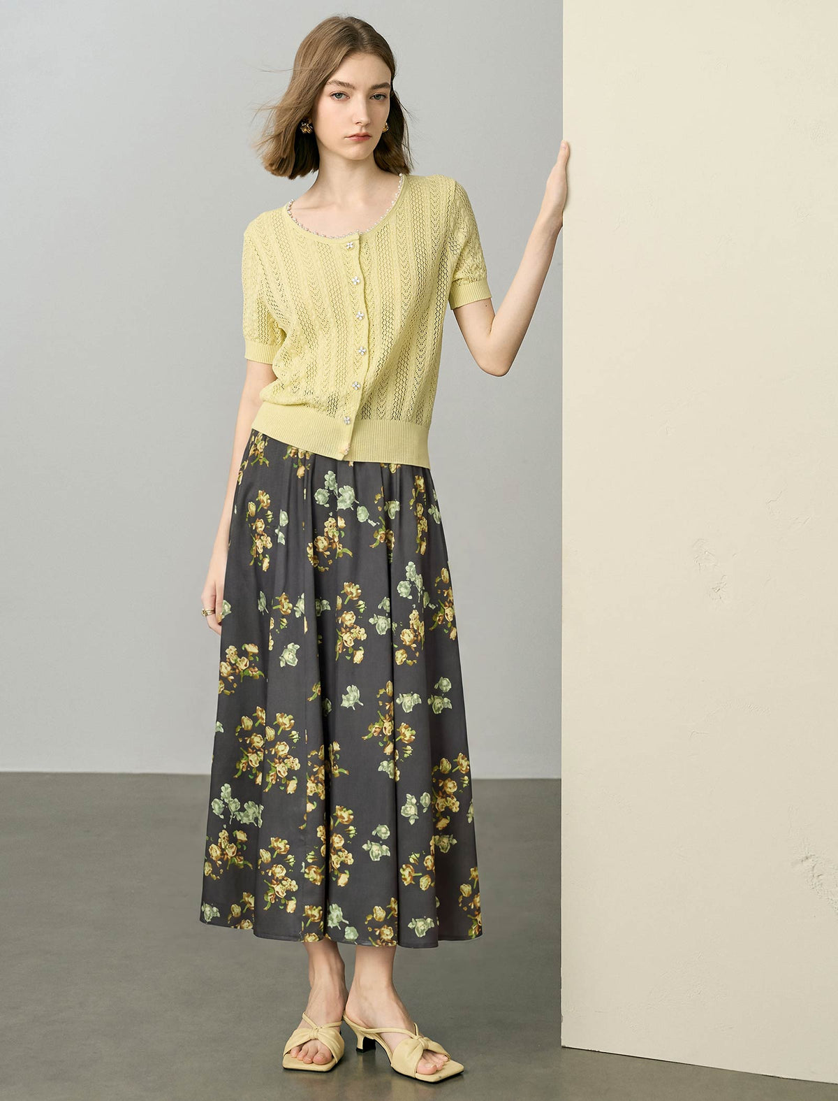 Pale Yellow Tencel Pearl Trim Knit Cardigan