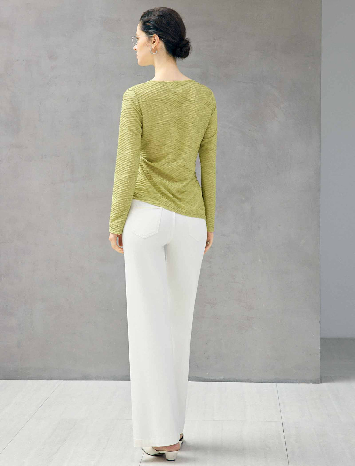 Textured Round Neck Long Sleeve Knit Top