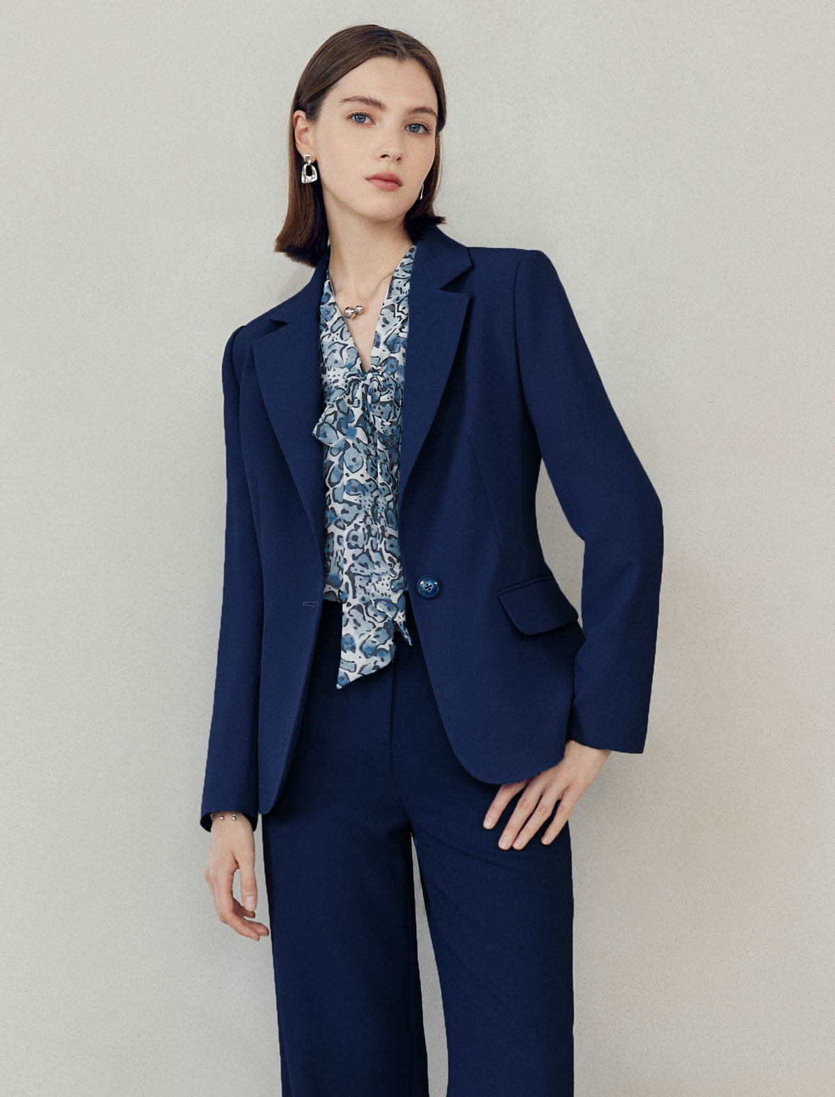 Classic Single Button Tailored Blazer
