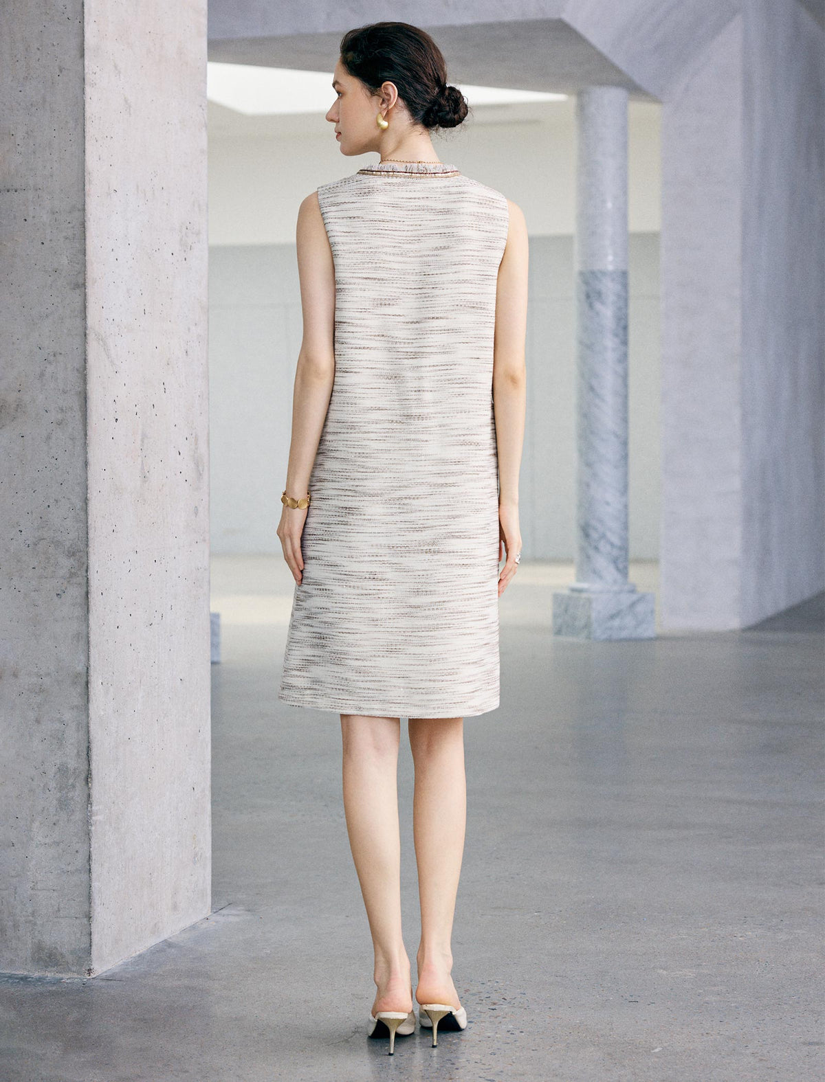 Beige textured sleeveless button front midi dress