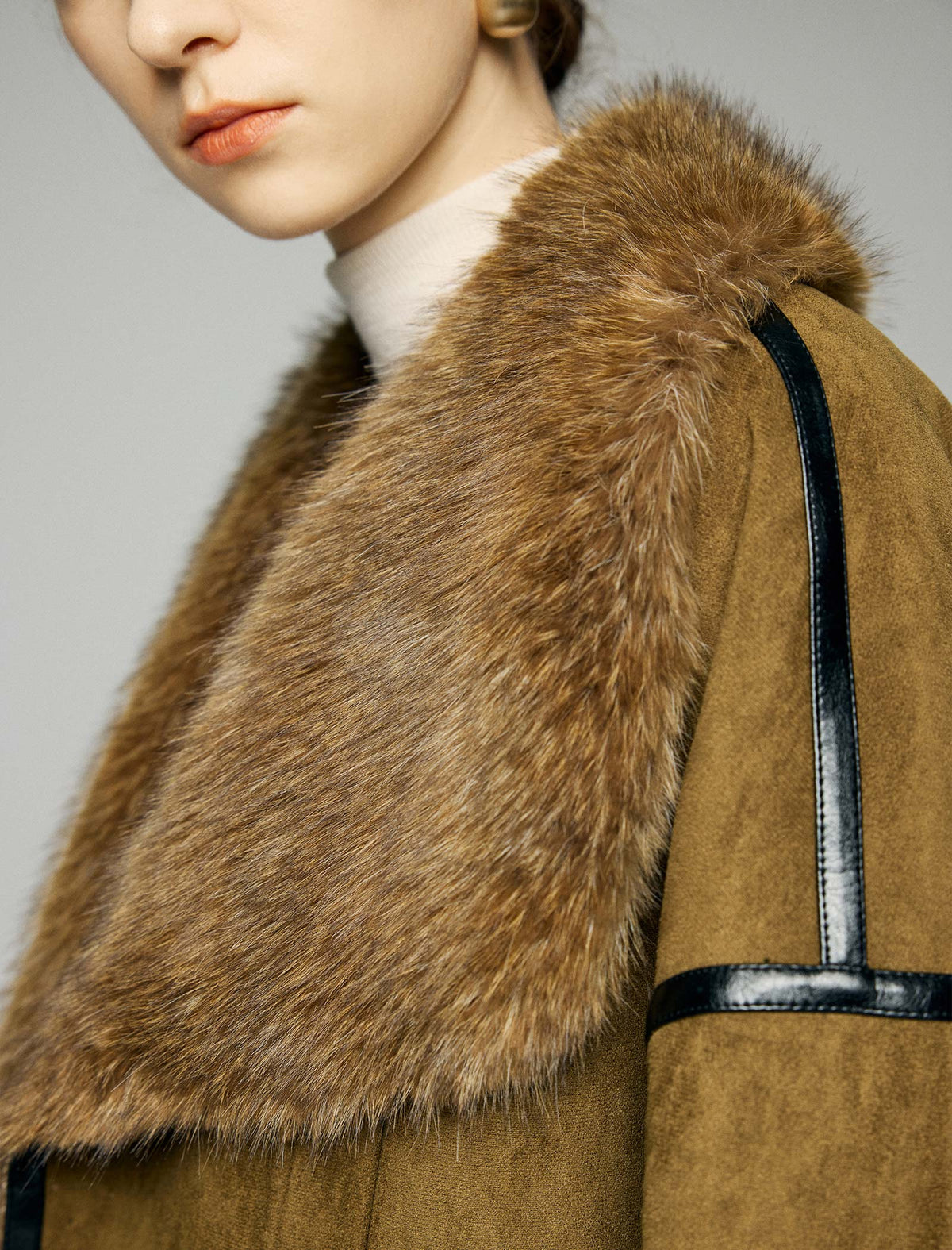 Contrast-Trim Wide-Lapel Cropped Moto Jacket