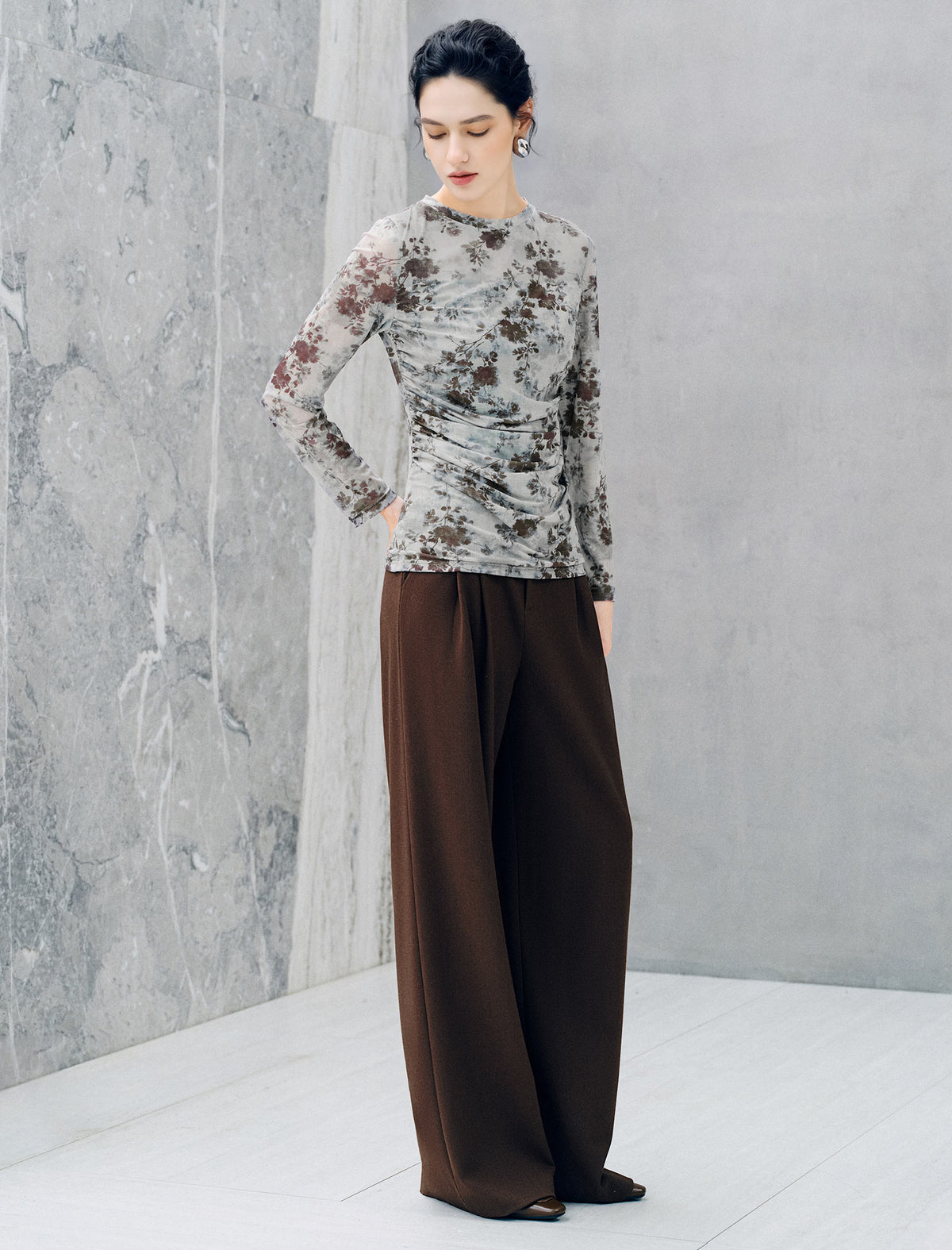 Vintage Floral Print Long Sleeve Ruched Top