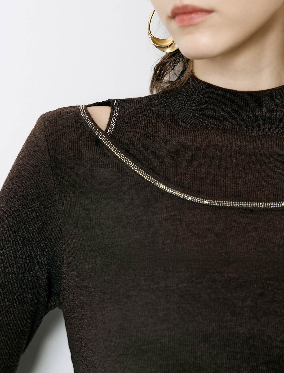 Slim Fit Cutout High Neck Long-Sleeve Knit Top