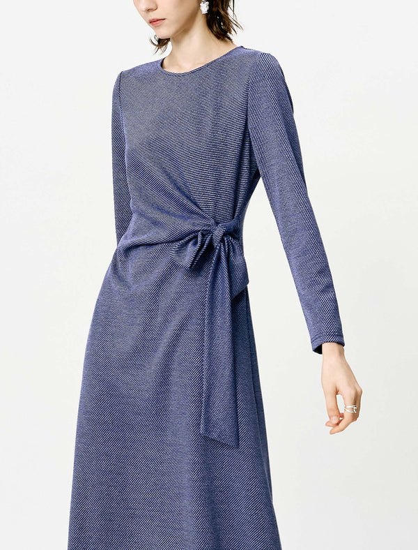 Waist-Defining Slim Fit Long-Sleeve Midi Dress