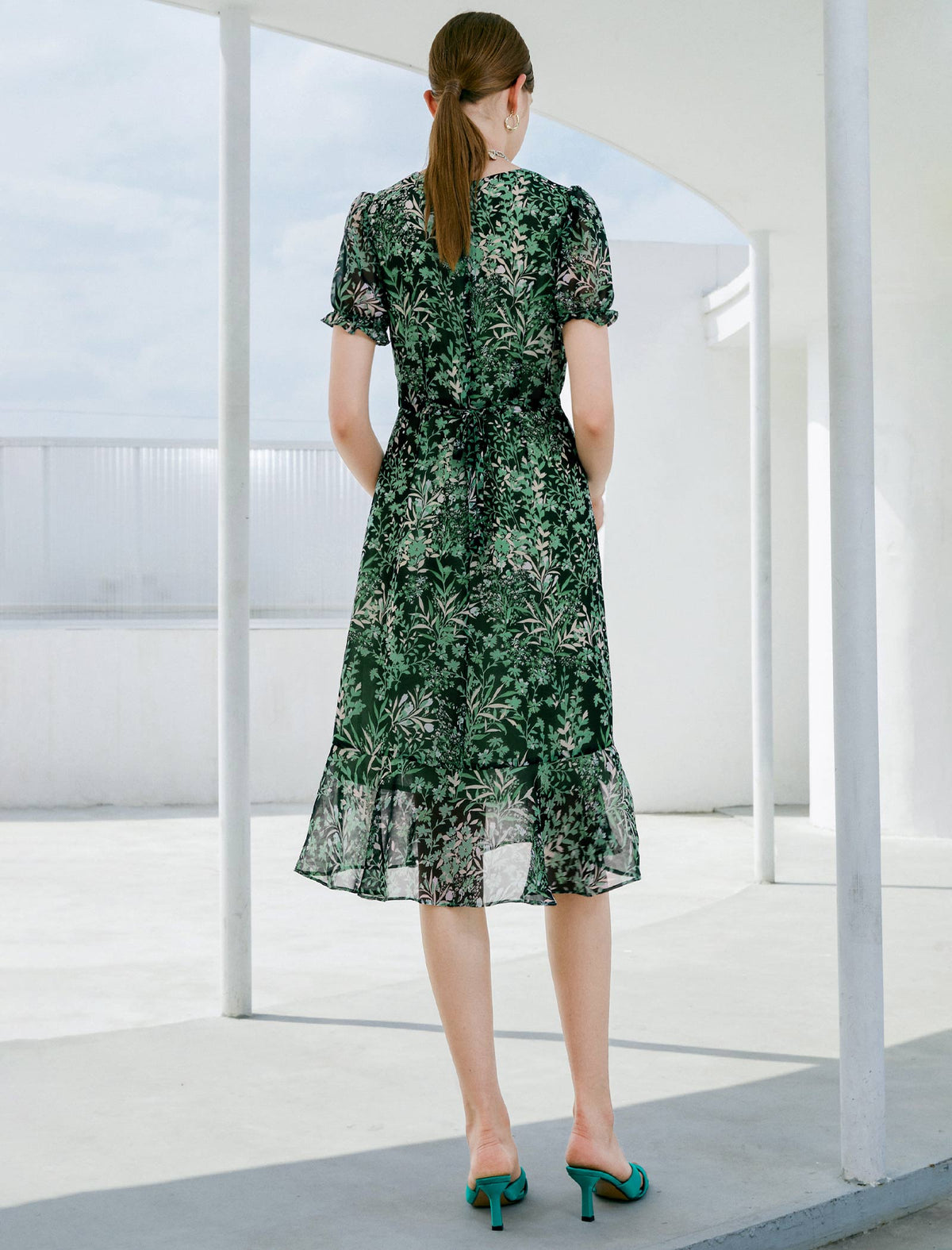 Romantic V-Neck Floral Chiffon Midi Dress