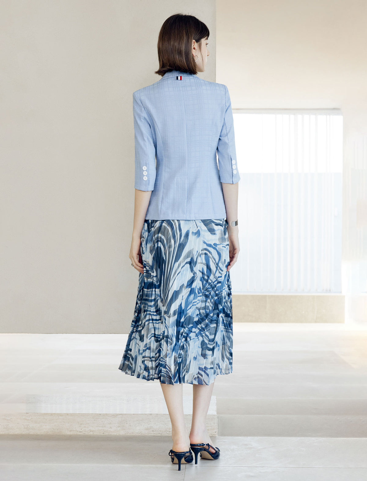 Blue Abstract Print Pleated Midi Skirt