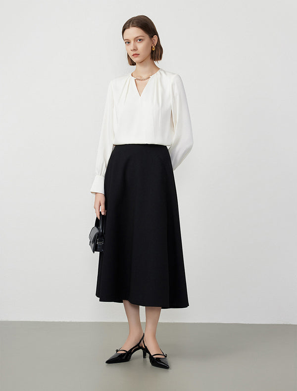 Chain Detail V-Neck Blouse