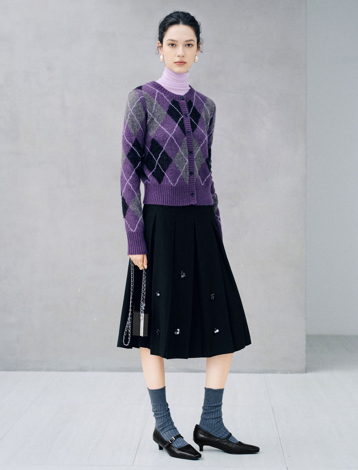 Pleated A-Line Floral Applique Midi Skirt