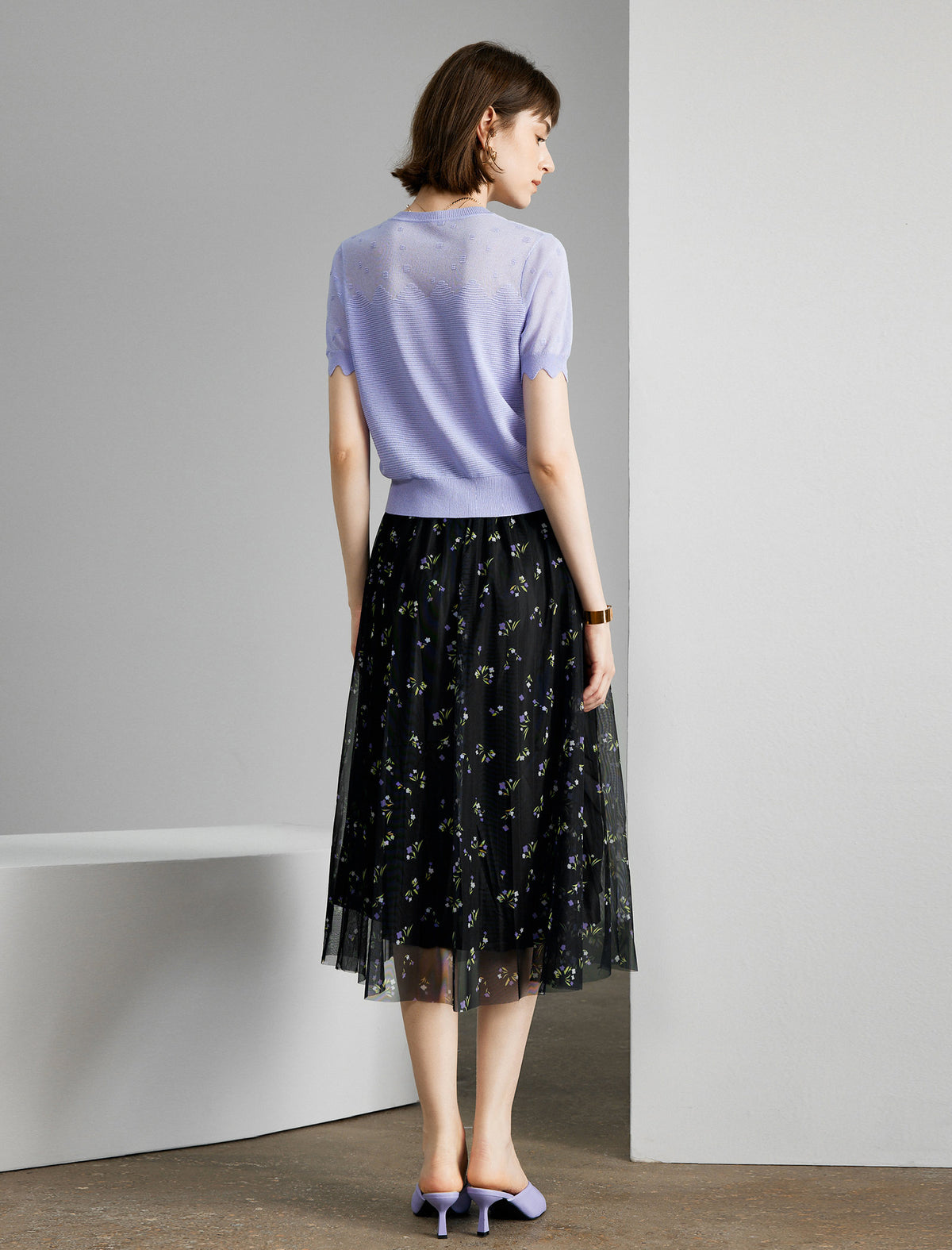 Lavender Scalloped Short Sleeve Knit Top