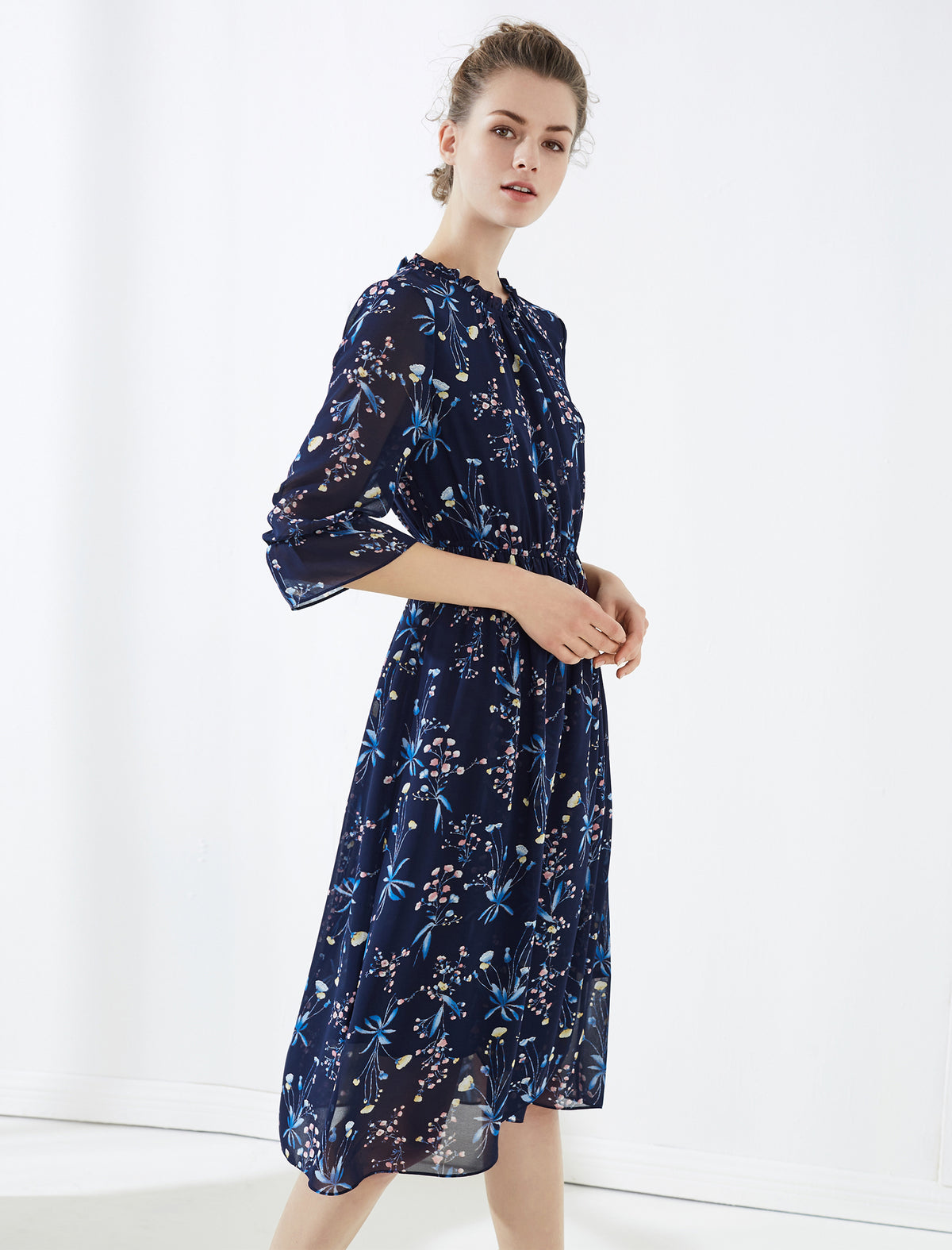 Navy Blue Floral Ruffled Neck Midi Dress