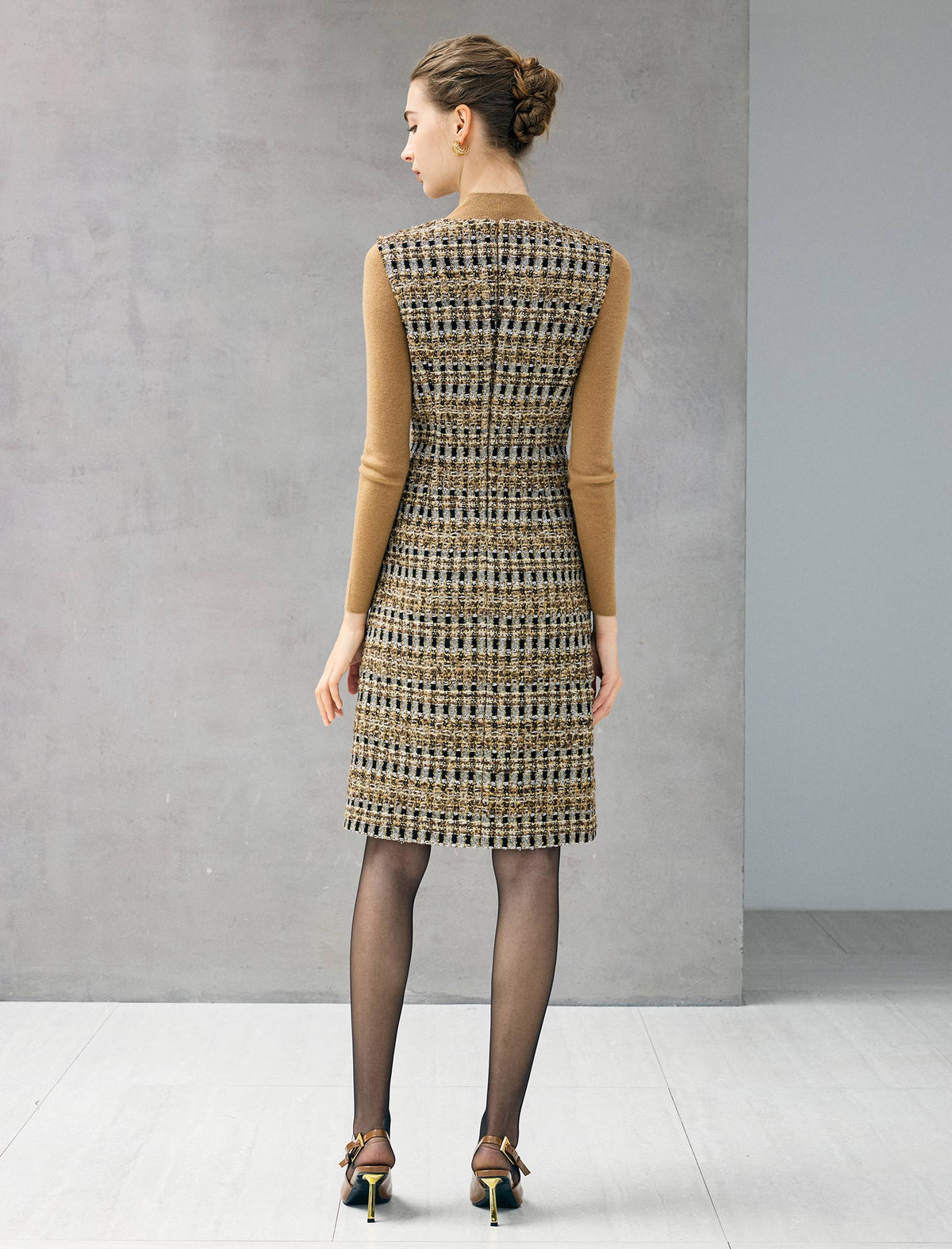Wool Blend Plaid V-Neck Pocket Sleeveless Shift Dress