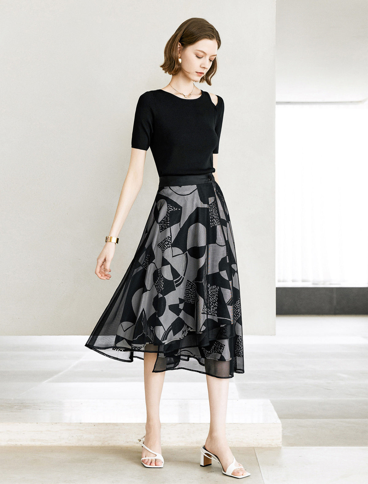 Reversible Geometric Print Mesh Detail Midi Skirt